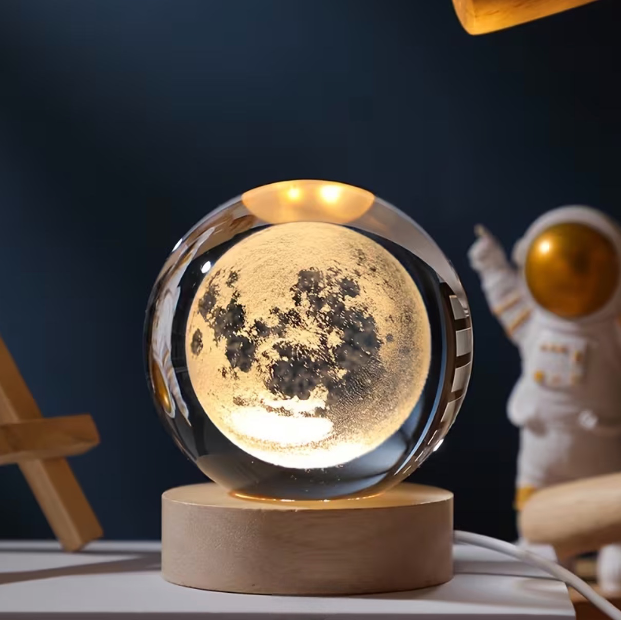 GalaxyGlow™ Crystal Lamp